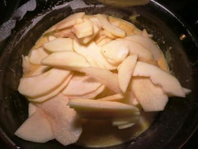 Torta di mele al caramello con burro salato