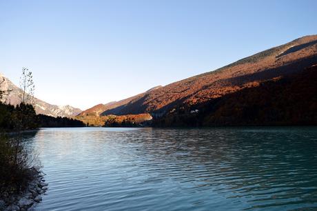 lago di barcis e sentiero del dint