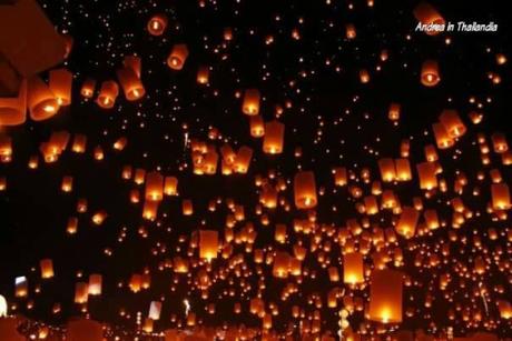 Una foto dal passato: il mio primo Loy Kratong a Chiang Mai...