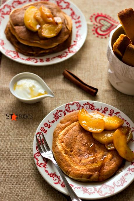 Pancakes alla cannella con mele caramellate