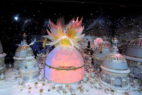 Printemps' Christmas window display.