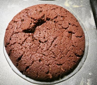 25 novembre: Giornata mondiale contro la violenza sulle donne e ...Fondant al cioccolato