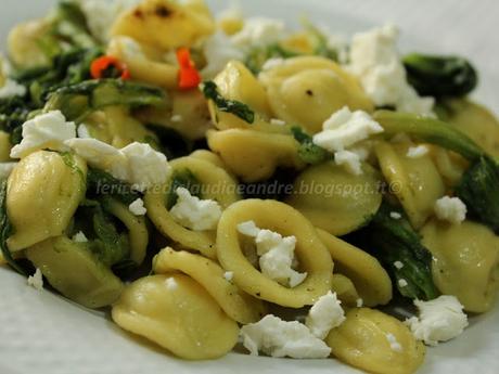 Orecchiette con scarola e quartirolo