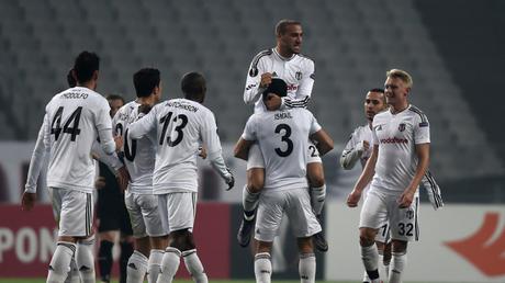 Europa League, Girone H: lo Sporting Lisbona fa deragliare il Lokomotiv, Besiktas in testa