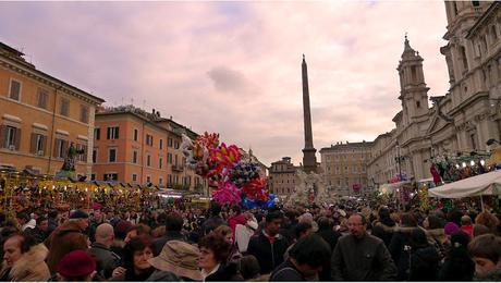 Due piccioni con una fava. Salvata Piazza Navona dal suk, sbugiardate le brutte menzogne del PD