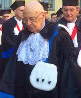 PAVIA. Apertura dell'anno accademico fra progetti, proteste e applausi per il laureato ad honorem Giorgio Napolitano.