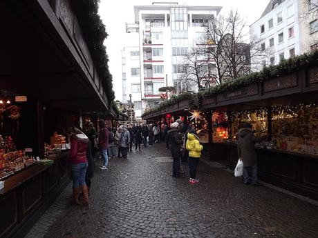 I mercatini di natale di Colonia. Eccolo lo spread tra l'Italia e la Germania. Non servono modelli economici