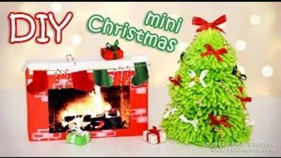 [Video] Piccole decorazioni natalizie camino e albero pompom