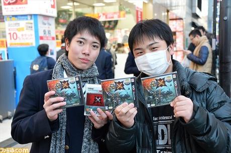 Lunghe file a Tokyo per acquistare Monster Hunter X - Notizia - 3DS