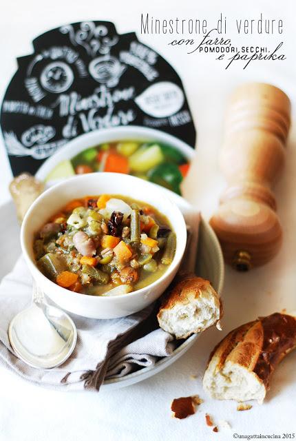 Minestrone di verdure con farro, pomodori secchi e paprika | Vegetable soup with farro, dried tomatoes and paprika