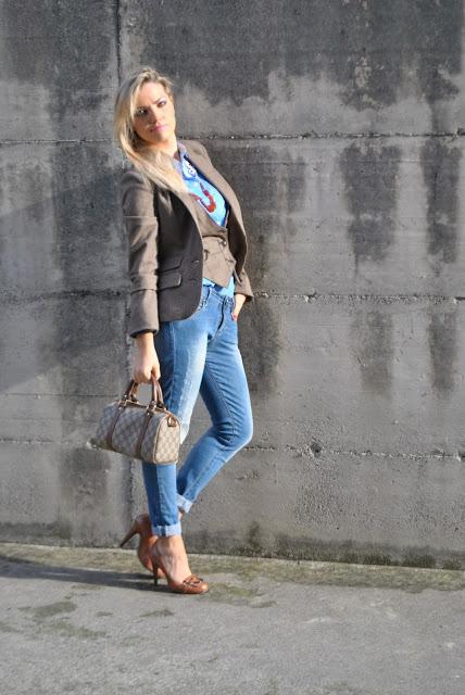 outfit jeans e tacchi come abbinare jeans e tacchi abbinamento jeans e tacchi jeans skinny delavè jeans skinni how to wear jeans and heels how to combine jeans and heels jeans and heels outfit mariafelicia magno fashion blogger color block by felym fashion blog italiani fashion blogger italiane fashion blogger bergamo fashion blogger milano fashion bloggers italy blog di moda blogger italiane blogger di moda outfit autunnali outfit invernali fall outfit november outfit ragazze bionde blonde hair blonde girl blondie blonde girls with heels bionde e tacchi