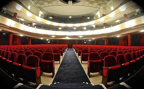 KomiKamente: Cabaret al Teatro Diana di Napoli