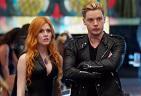 “Shadowhunters”: nuovo trailer rivela destino Clary caccia demoni