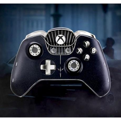 Un negozio online mette a listino un controller Xbox One speciale, targato Final Fantasy XV