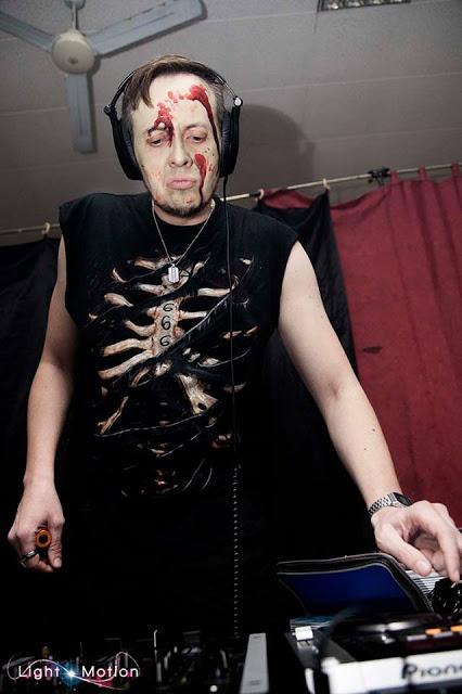 80s are back// Zombie e Cacciatrice di zombie