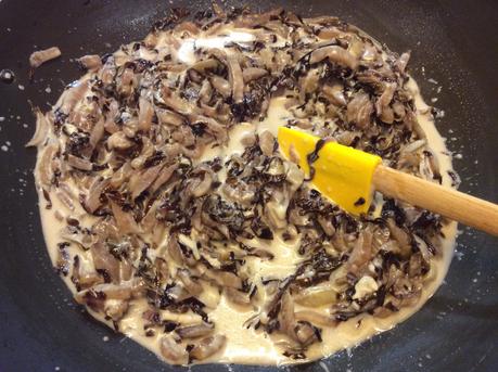 CRESPELLE DI GRANO SARACENO CON RADICCHIO ROSSO E GORGONZOLA