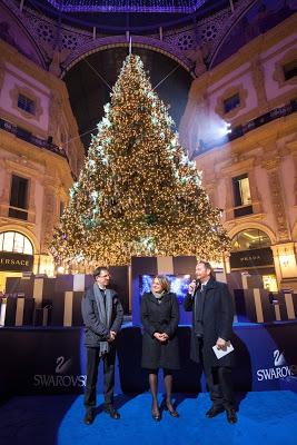 SWAROVSKI INAUGURA IL SUO ALBERO DI NATALE IN GALLERIA VITTORIO EMANUELE II A MILANO