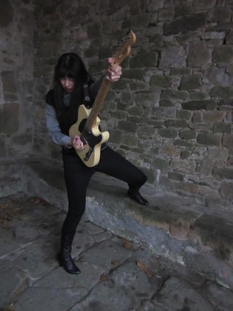 Mad Six Shooter- reprise