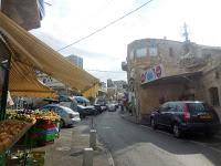 Haifa: Giona con le valigie in mano
