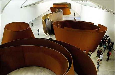 L'opera Torques Ellipses di Richard Serra