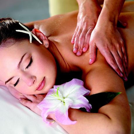 Idee regalo Natale 2015: ecco tutti i consigli per non sbagliare