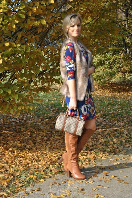 outfit abito a fiori come abbinare un abito a fiori abbinamento abito a fiori outfit dicembre 2015 outfit invernali how to wear floral print dress how to combine floral print dress floral print mariafelicia magno fashion blogger italiane fashion blogger bergamo fashion blogger milano fashion bloggers italy italian fashion bloggers 