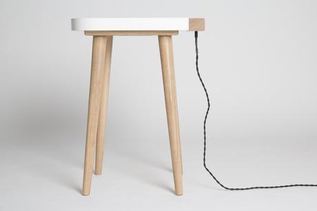 DESIGN: LUX Table, il comodino con lampada integrata