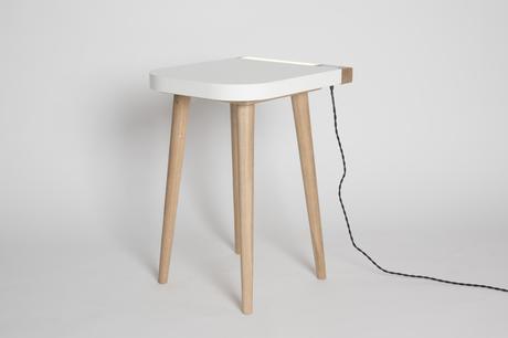 DESIGN: LUX Table, il comodino con lampada integrata