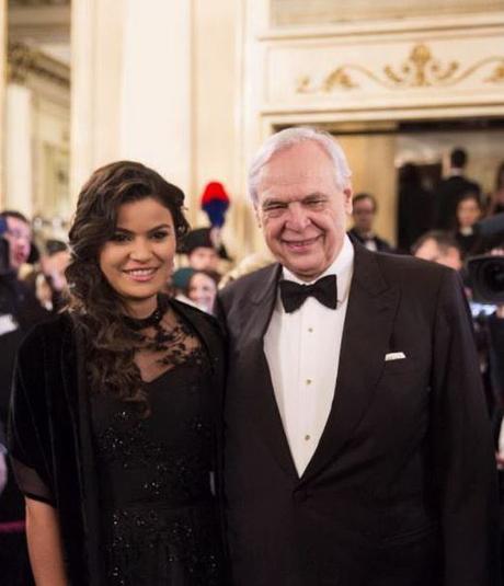 Il soprintendente della Scala Alexander Pereira con la moglie Daniela Weisser de Sosa. Lei è brasiliana, lui austriaco. E, sì, è 41 anni più giovane