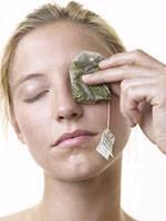 Trattamento occhi con il tè verde