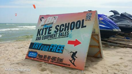 Hua Hin e il Kitesurfing, acrobazie ad alta velocità!