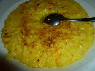 cucina delle feste - risotto all'arancia zafferano spolverizzato di panettone