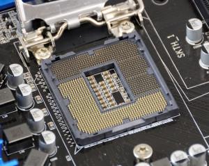 Nonostante l’apparente somiglianza i socket Lga 1155 e Lga 1150  non sono compatibili a livello meccanico. I processori con core Haswell richiedono schede madri specificamente progettate.