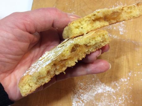 BISCOTTI RIPIENI DI MARMELLATA DI ARANCE E MELE SPEZIATE