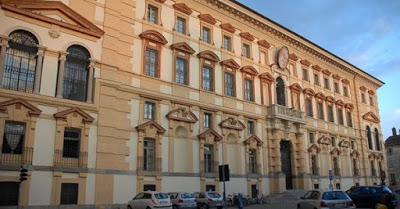 PAVIA. Due attestati ai consulenti del lavoro più attivi saranno consegnati al Convegno Provinciale.