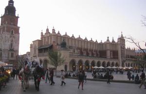 Sukiennice - il Mercato dei Tessuti in piazza Rynek Glowny