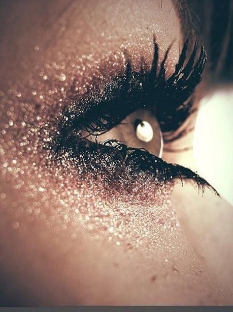 Inspirational post: all that glitter (o della pioggia di glitter)