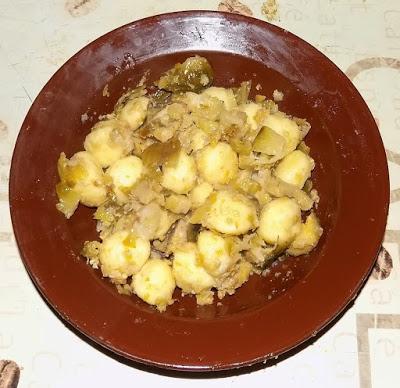 Gnocchi con cavolini di Bruxelles e noci