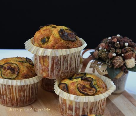 Muffin salati con ricotta e zucchine