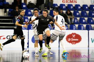 Alejandra Argento in azione nella sfida SS Lazio-Olimpus calcio a 5 femminile