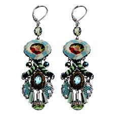 HIP COLLECTION BY AYALA BAR