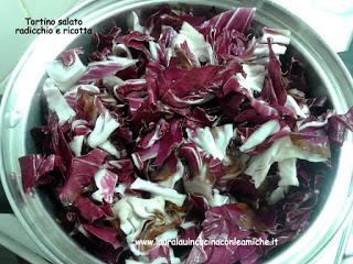 TORTINO SALATO DI SFOGLIA RADICCHIO E RICOTTA di Laura Lau