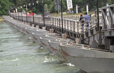 BEREGUARDO (pv). Il ponte di barche domani riapre al traffico.