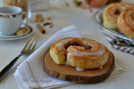 Chiocciole sfogliate alle mele e cannella chiocciole sfogliate alle mele e cannella