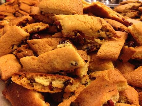 Con e Senza Bimby, Cantucci al Cioccolato Fondente, Cantucci ai Mirtilli Rossi, Cantucci ai Pistacchi, Cantucci alle Mandorle, Cantucci al Cioccolato Bianco