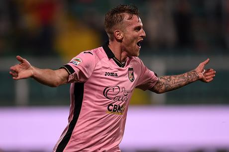 Rigoni esulta durante Palermo-Napoli 3-1