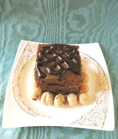 Boston Brownies alla moda di Mammazan con topping di cioccolato all'aceto balsamico