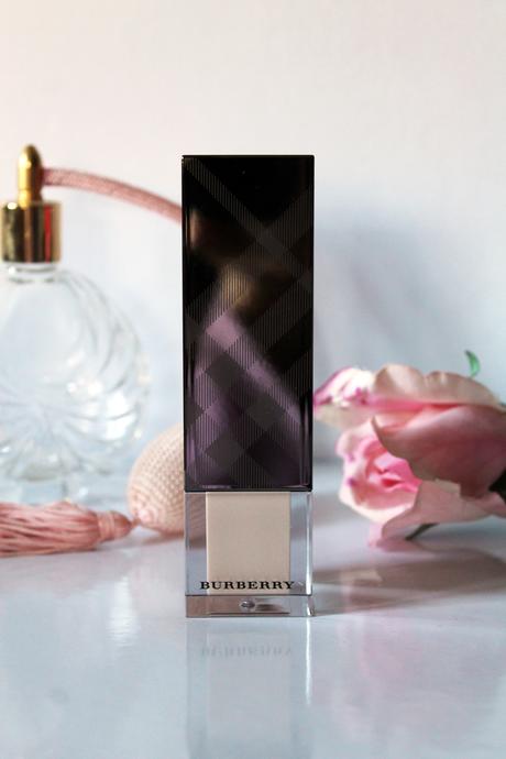 Fresh Glow Luminous Fluid Base: il nuovo illuminante di Burberry