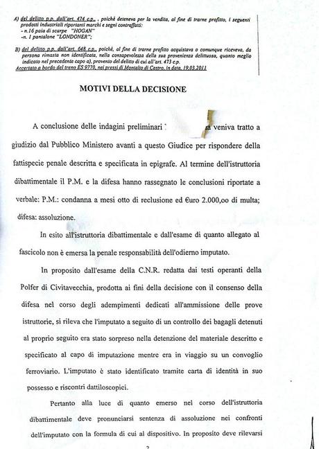 Treni pieni di vucumprà con borsoni colmi di merce e le forze dell'ordine fan finta di nulla? Qui spiegato il motivo