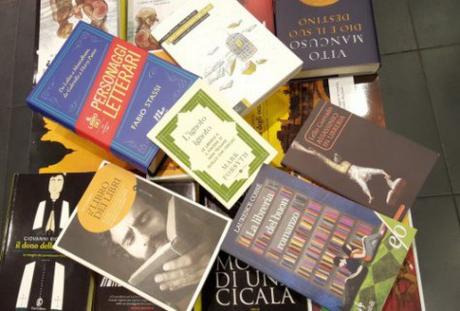 Regali di carta: 5 (e più) libri che parlano di libri